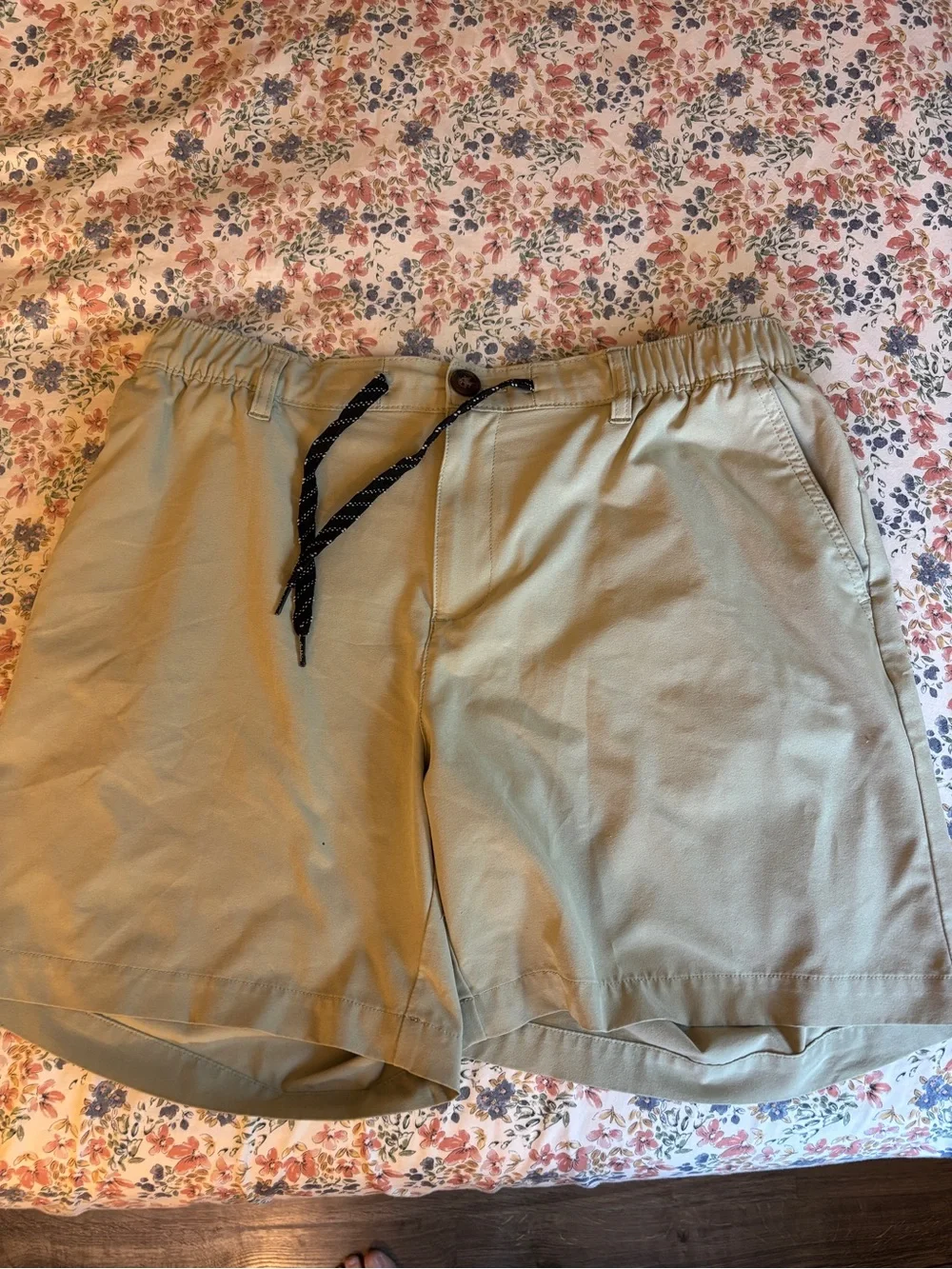 Chubbies Men's Casual/athletic Drawstring Shorts XL 6” inseam